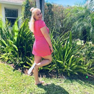 Meet your Posher, Stefany